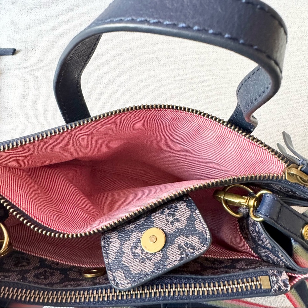 Cath Kidston Floral Crossbody Satchel Bag & Matching Wallet Set Navy - Picture 12 of 16